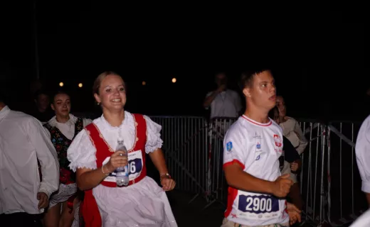 Pobiegli w strojach ludowych po zwycięstwo. Bieg Lachów i Górali rozpoczął 16. Festiwal Biegowy w Piwnicznej - 14